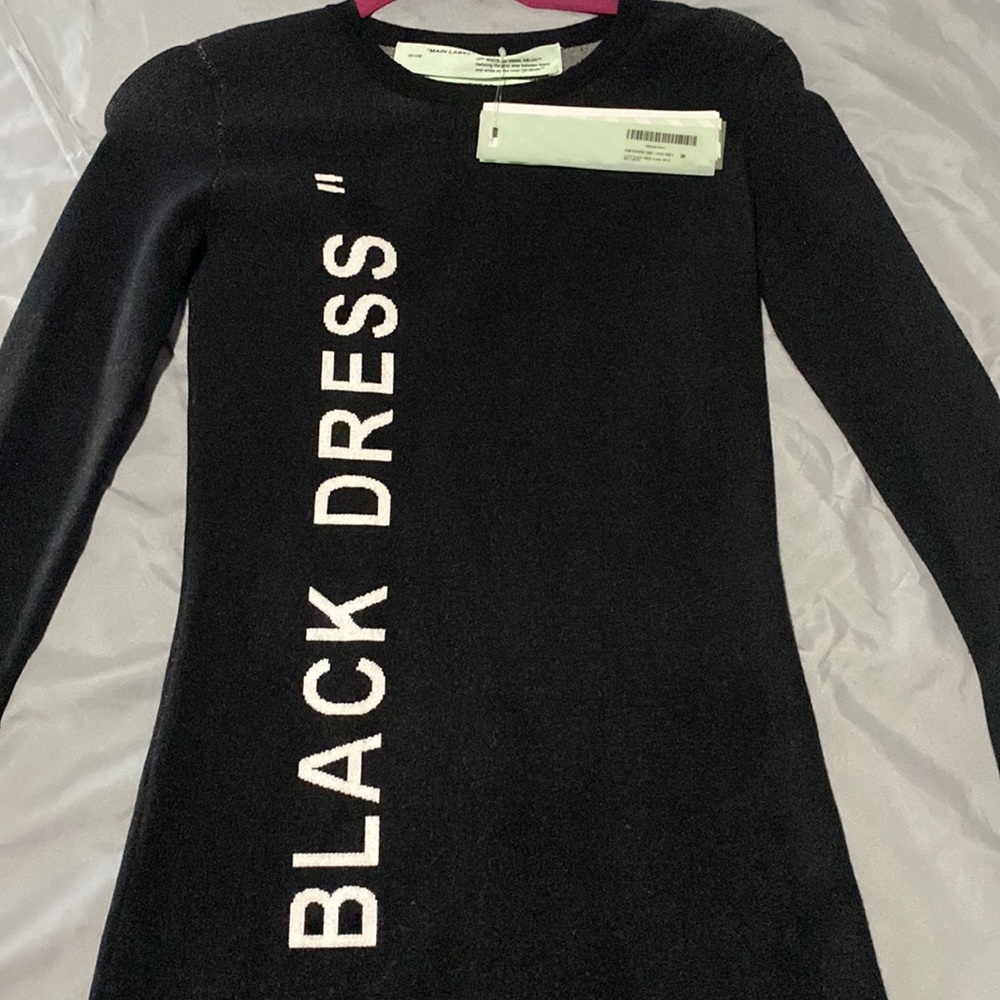 Off-white printed knitted dress